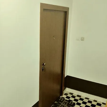 Apartment Studio Offside Split