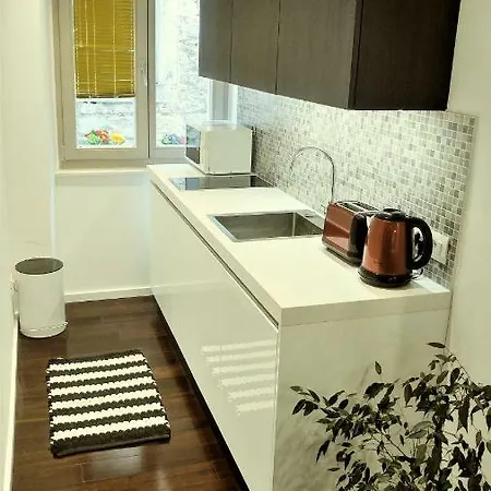 Studio Offside * Split