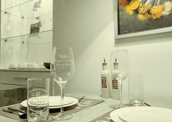 Studio Offside * Split