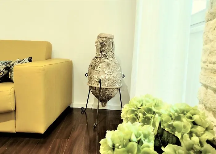 Studio Offside Split